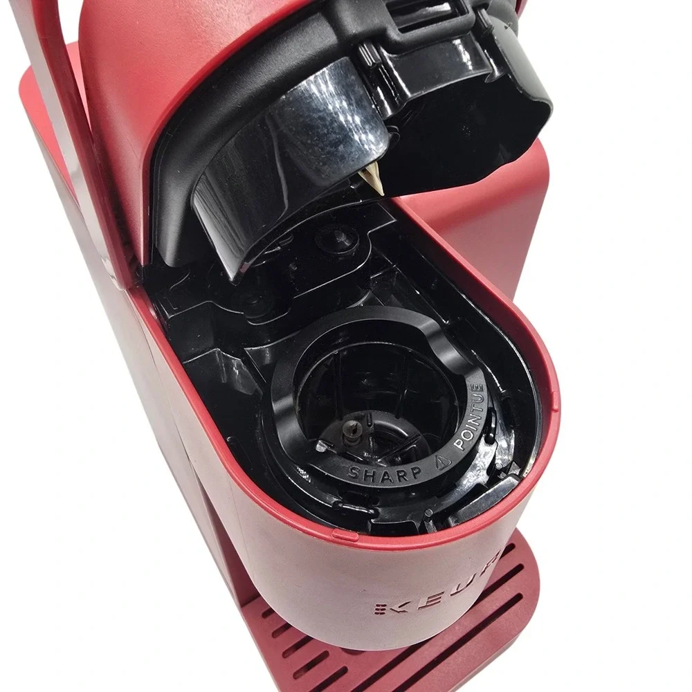 Keurig K-Express Essentials Single Serve K-Cup Pod Coffee Maker Red 45oz‎ Slim